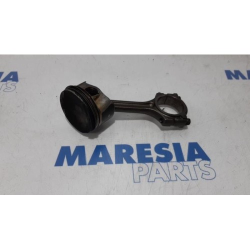 Renault - Clio - Piston
