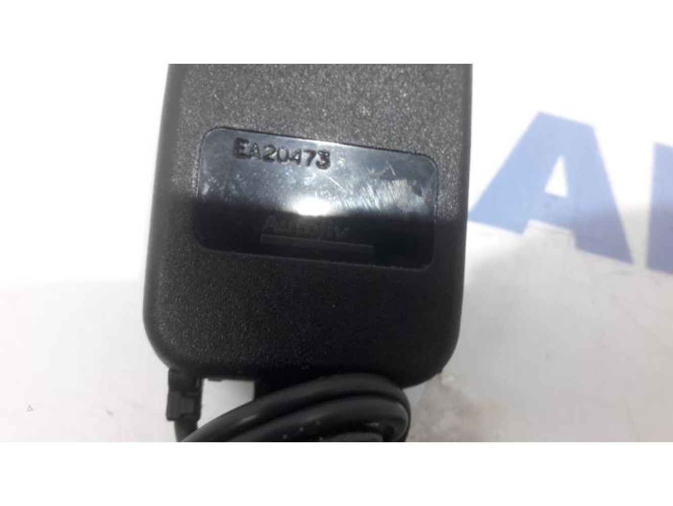 Peugeot - 308 - Rear seatbelt buckle, left