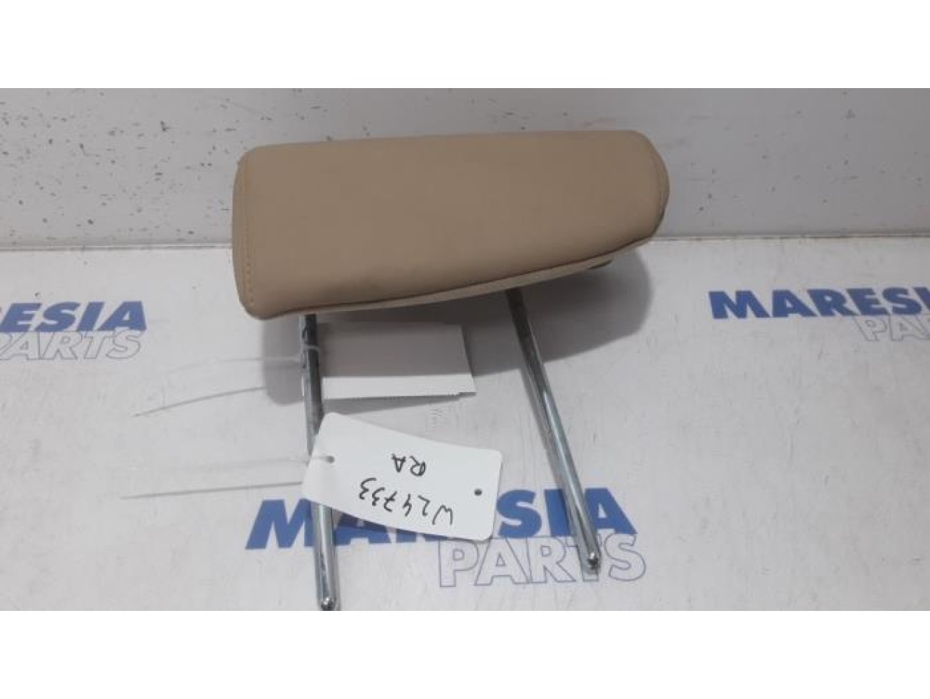 Lancia - Delta - Headrest