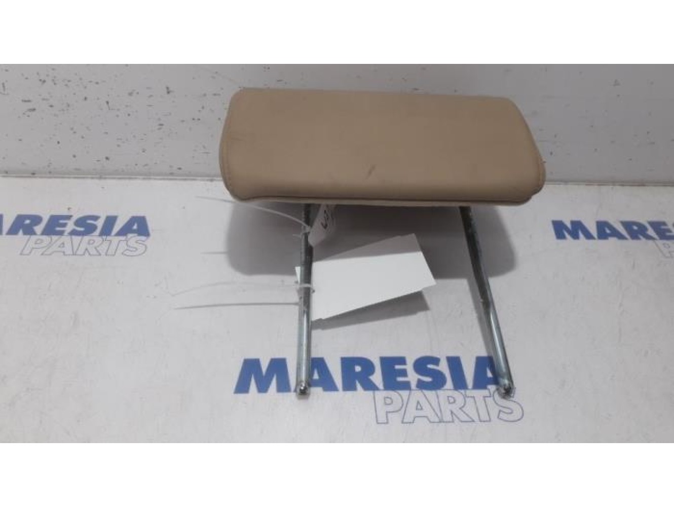 Lancia - Delta - Headrest