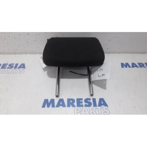 Peugeot - 3008 - Headrest