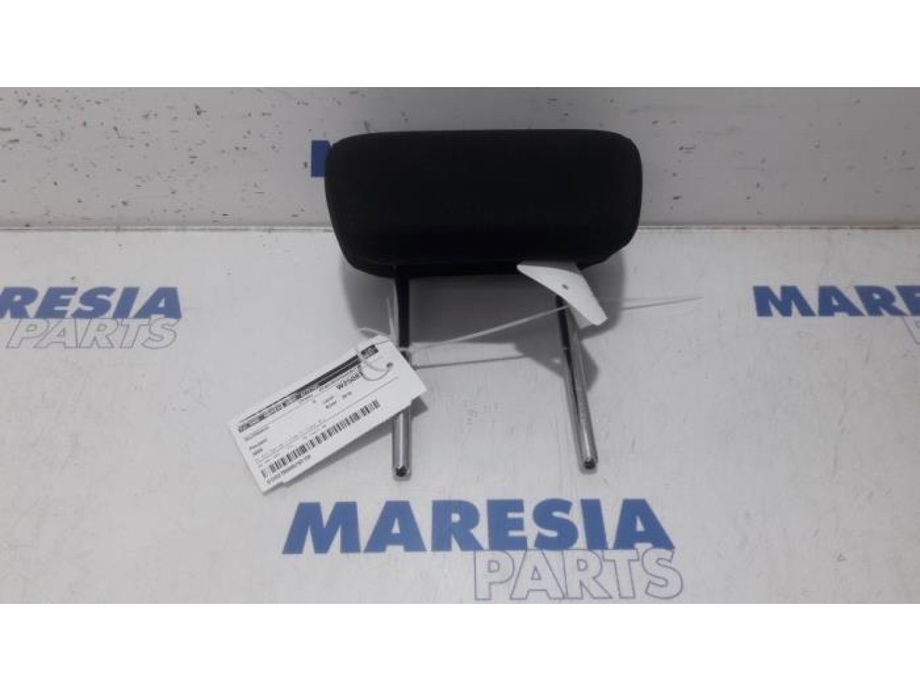 Peugeot - 3008 - Headrest