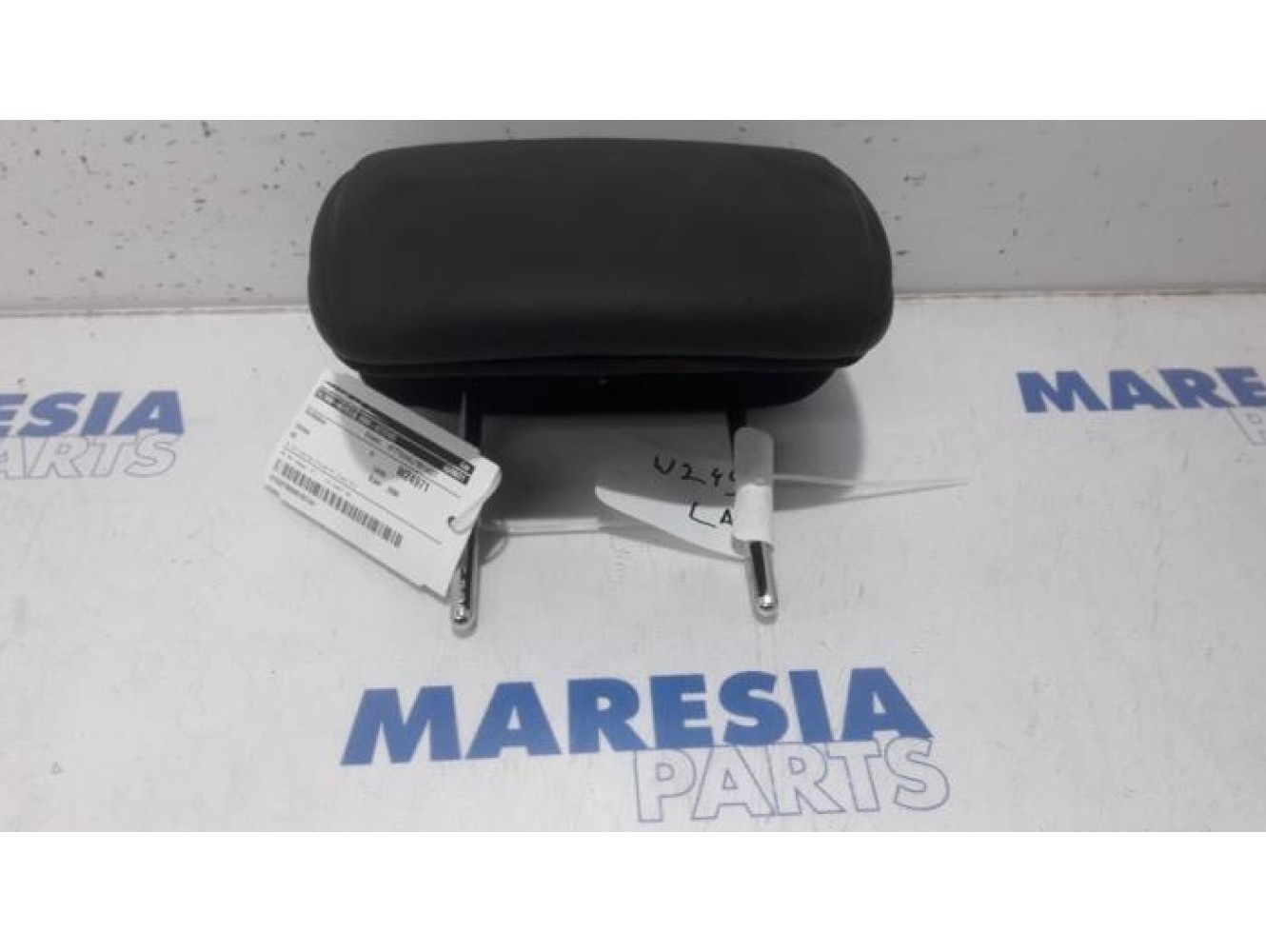 Citroen - C6 - Headrest