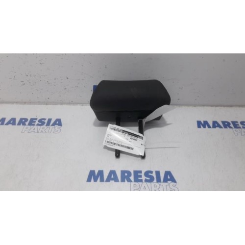 Peugeot - 508 - Headrest