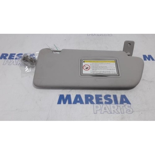 Peugeot - 308 - Sun visor