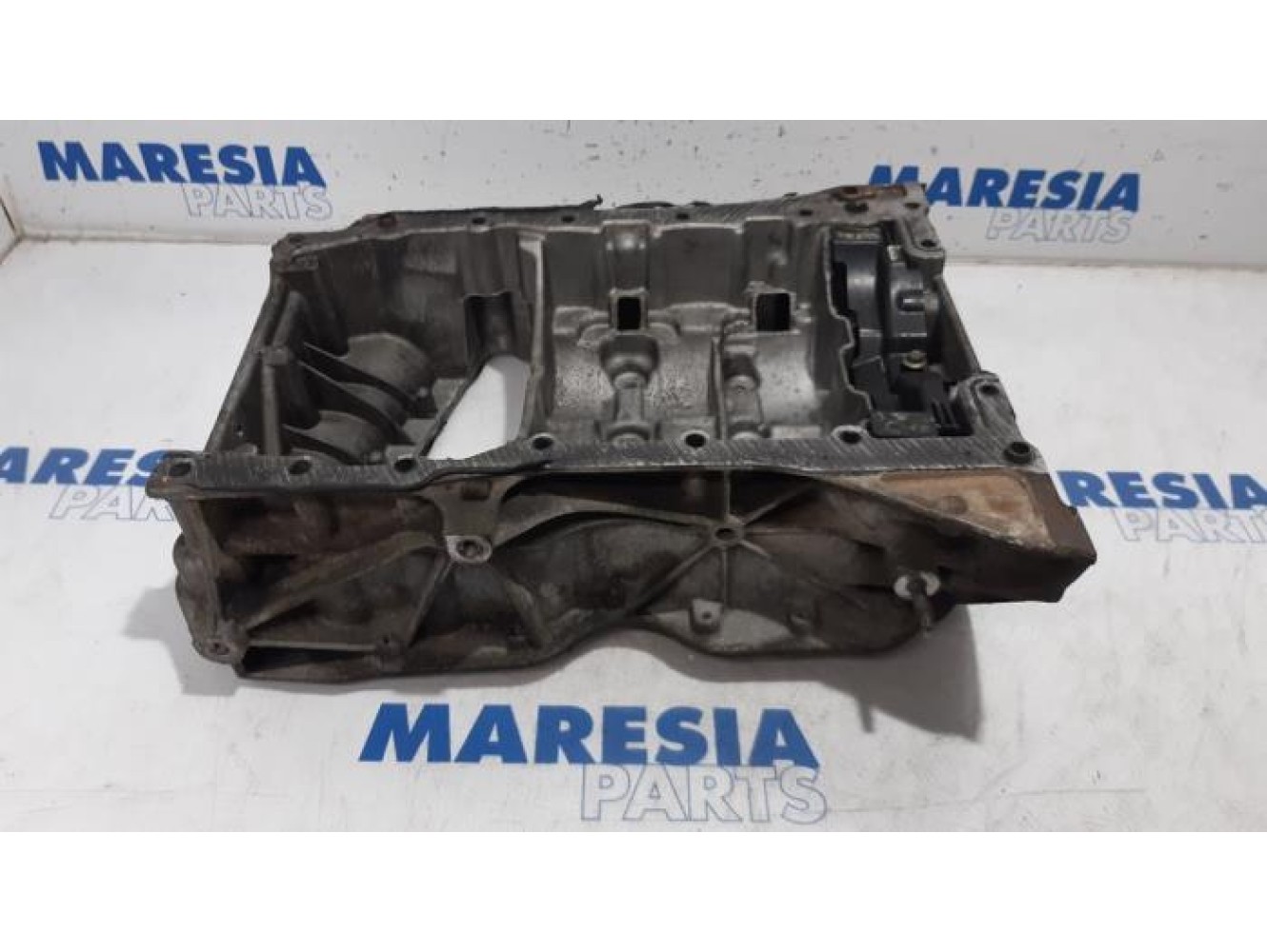 Renault - Trafic - Sump