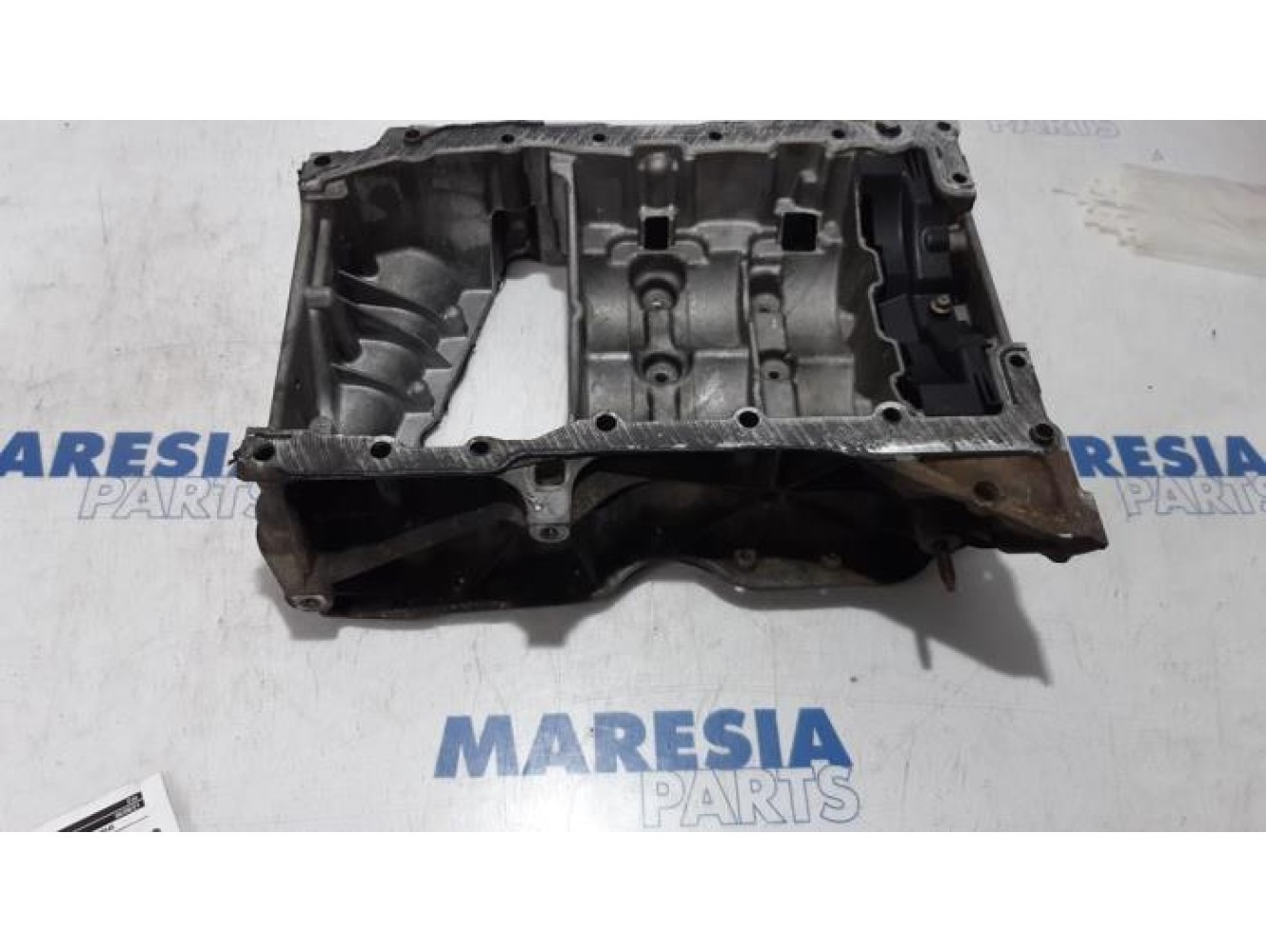 Renault - Trafic - Sump