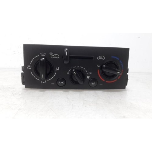 Peugeot - 207 - Heater control panel