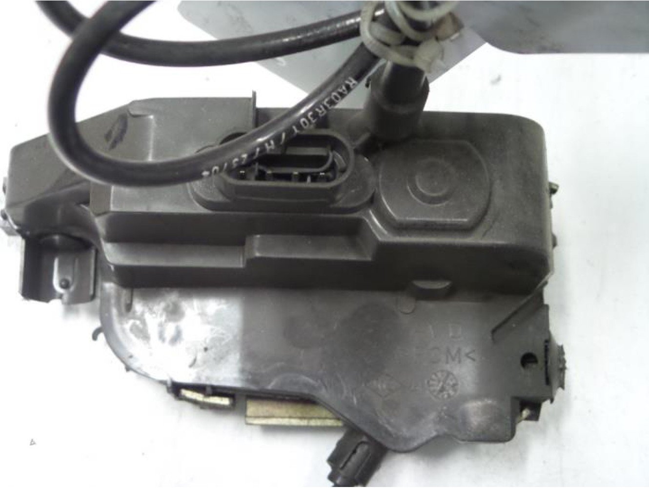 Renault - Megane - Front door lock mechanism 4-door, right
