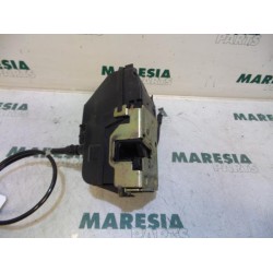 Renault - Megane Scenic - Front door lock mechanism 4-door, right