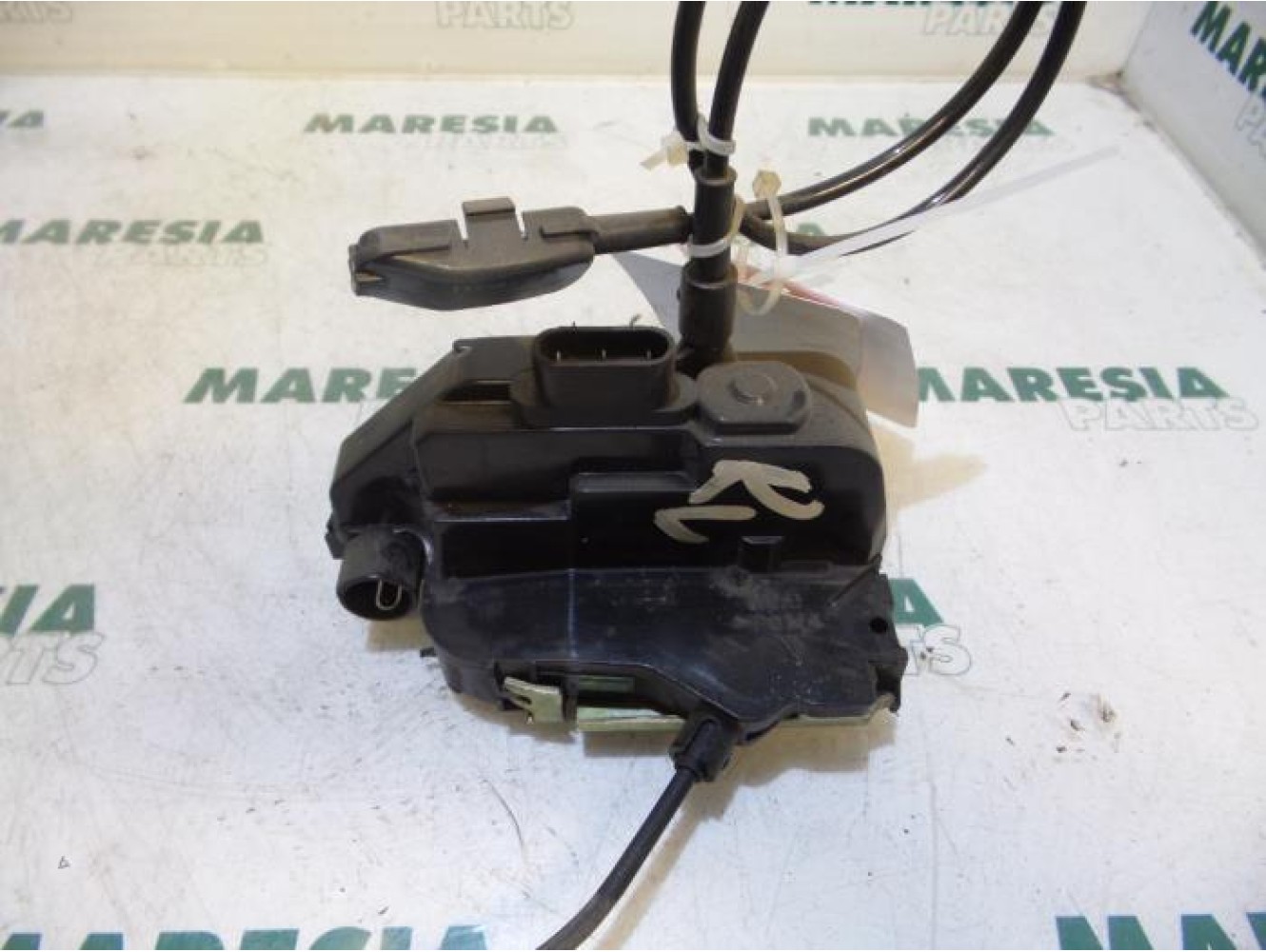 Renault - Megane Scenic - Front door lock mechanism 4-door, right