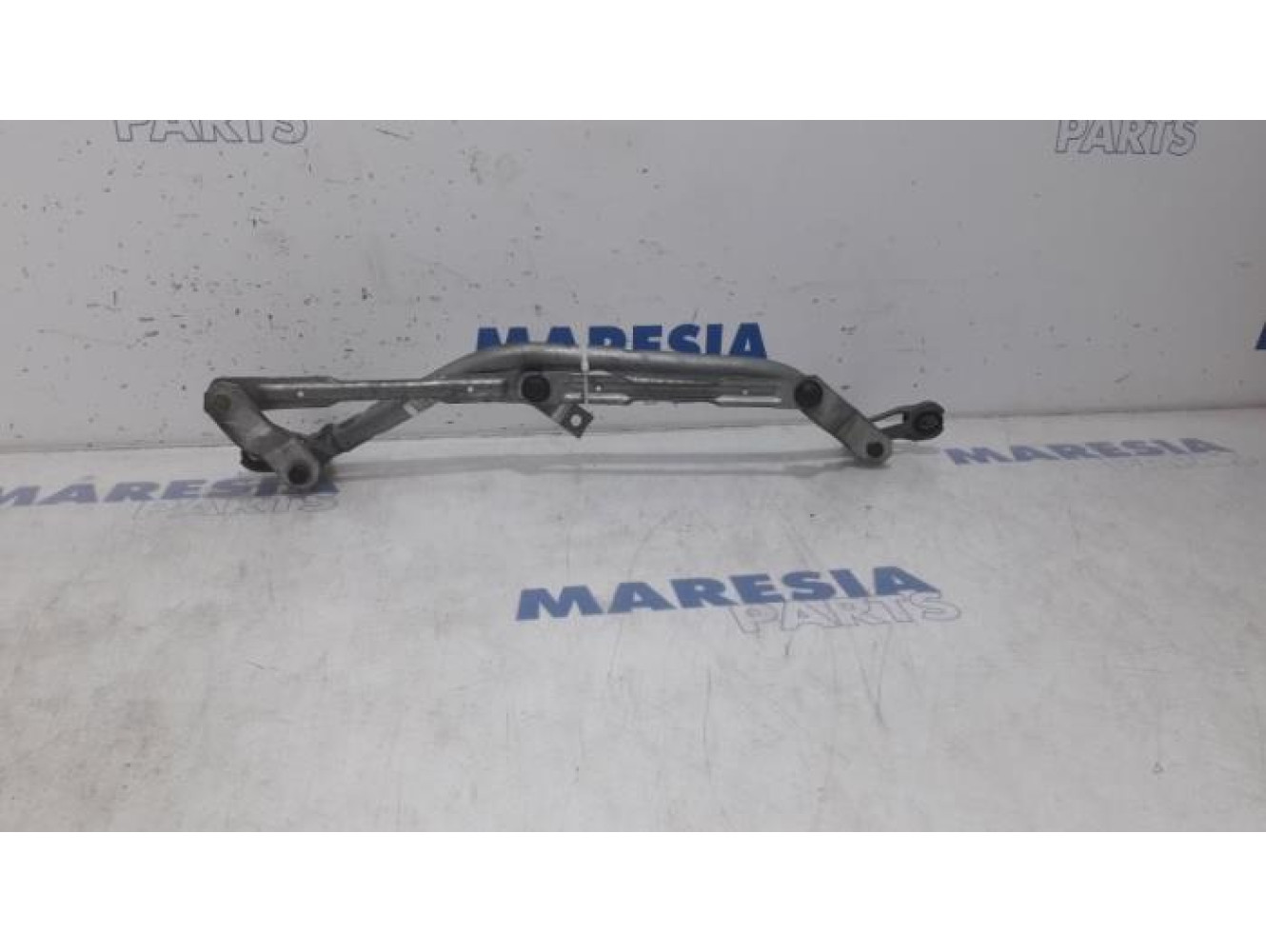 Peugeot - 207 - Wiper mechanism
