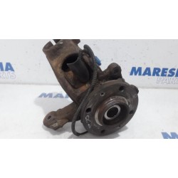 Peugeot - 207 - Knuckle, front right