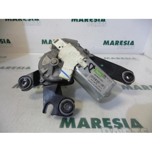 Peugeot - 206 - Scheibenwischermotor hinten
