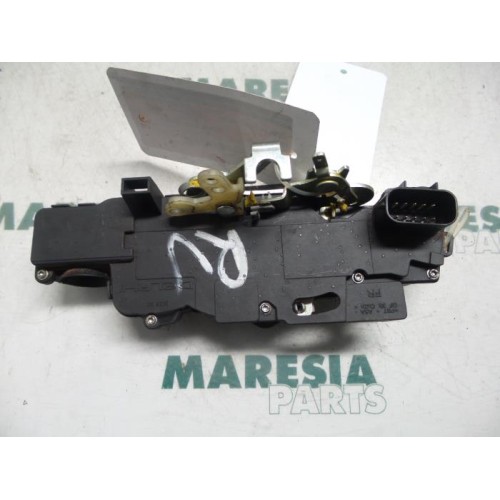 Fiat - Stilo - Front door lock mechanism 4-door, right