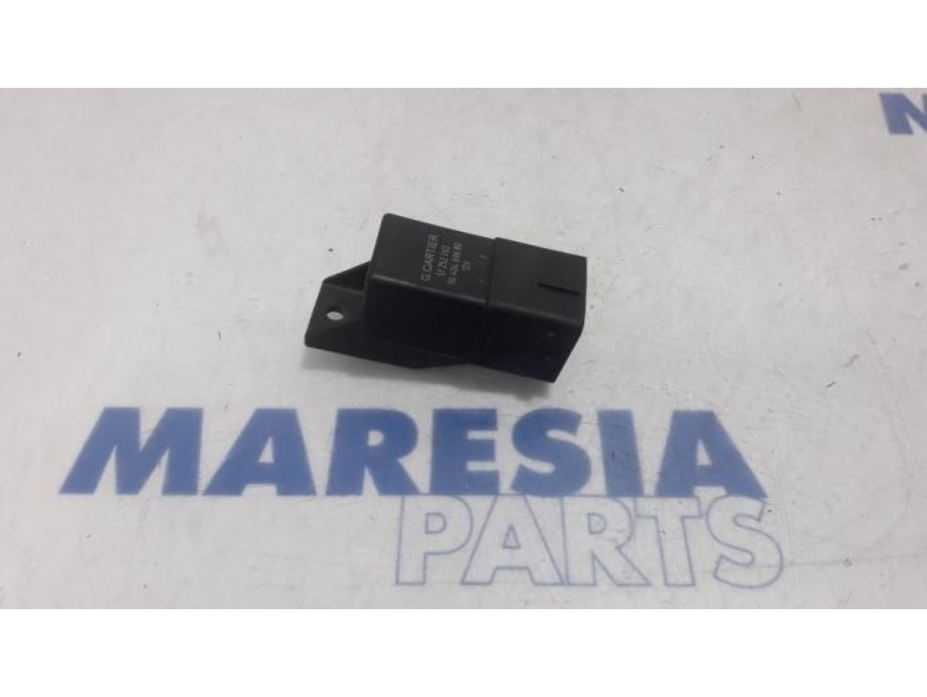 Peugeot - 5008 - Glow plug relay