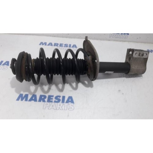 Peugeot - 5008 - Front shock absorber rod, left