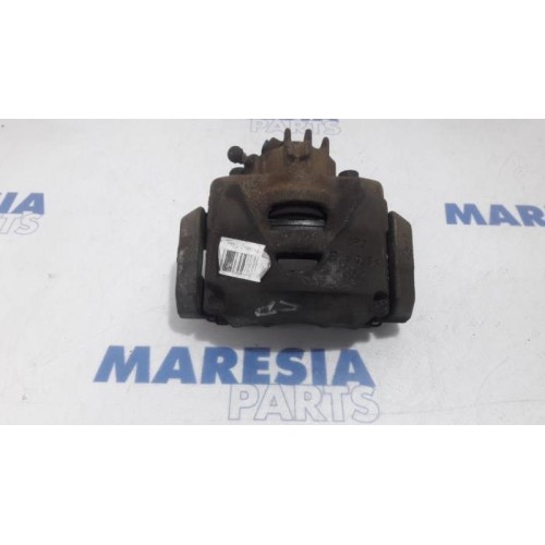 Peugeot - 5008 - Front brake calliper, right
