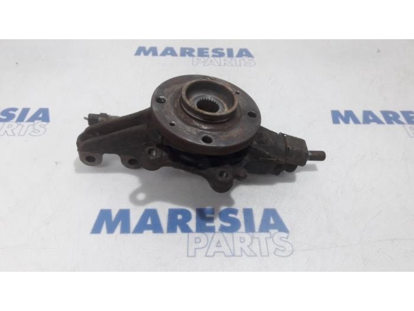 Peugeot - 5008 - Achsschenkel links vorne
