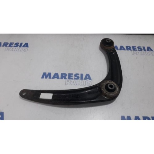 Peugeot - 5008 - Front lower wishbone, right