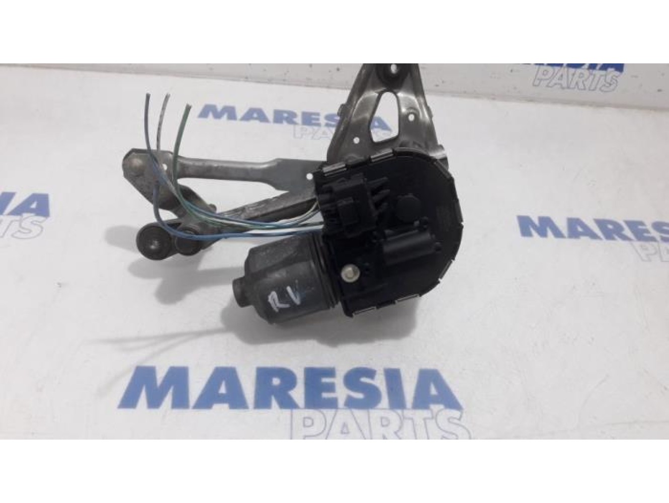 Peugeot - 5008 - Front wiper motor