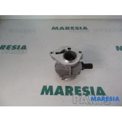 Renault - Megane - Vacuum pump (diesel)