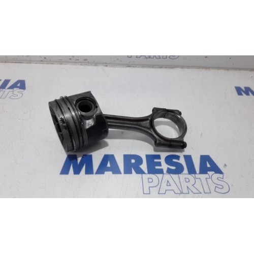 Peugeot - Partner - Piston