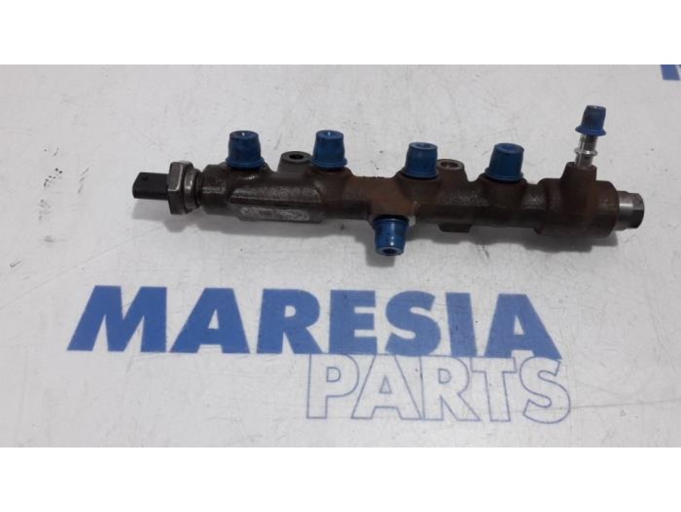 Peugeot - Partner - Fuel injector nozzle