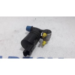Peugeot - 5008 - Scheibensprüherpumpe vorne
