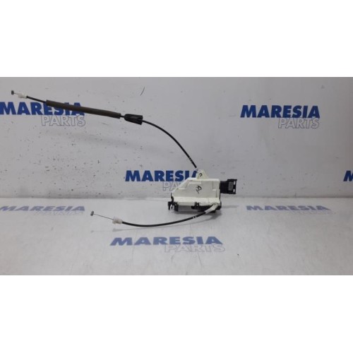 Peugeot - 5008 - Front door lock mechanism 4-door, right