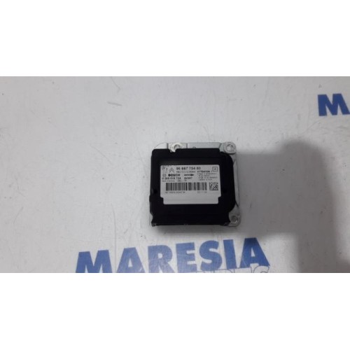Peugeot - 5008 - Airbag Module