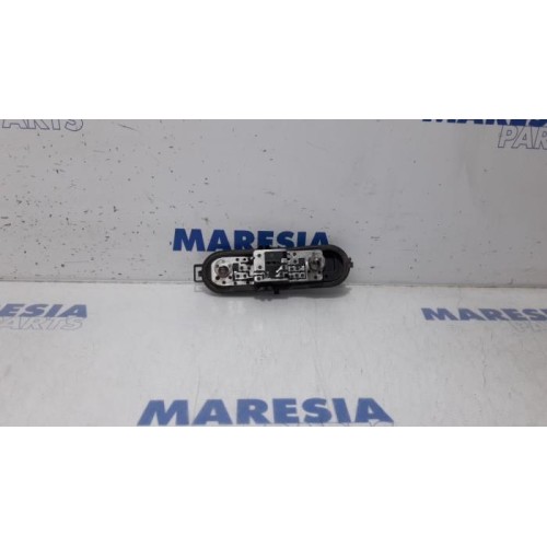 Peugeot - 5008 - Achterlicht links
