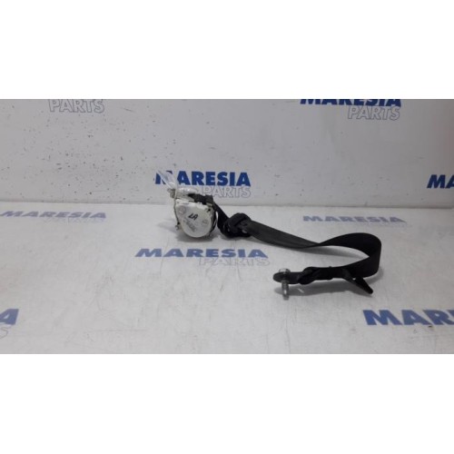 Peugeot - 5008 - Sicherheitsgurt links hinten