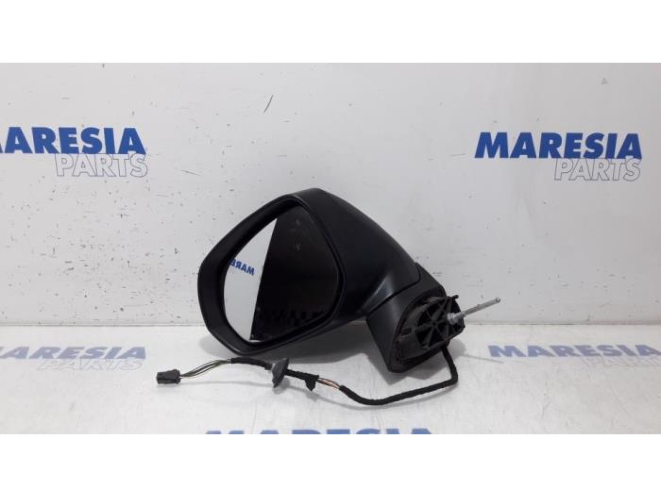 Peugeot - 5008 - Wing mirror, left