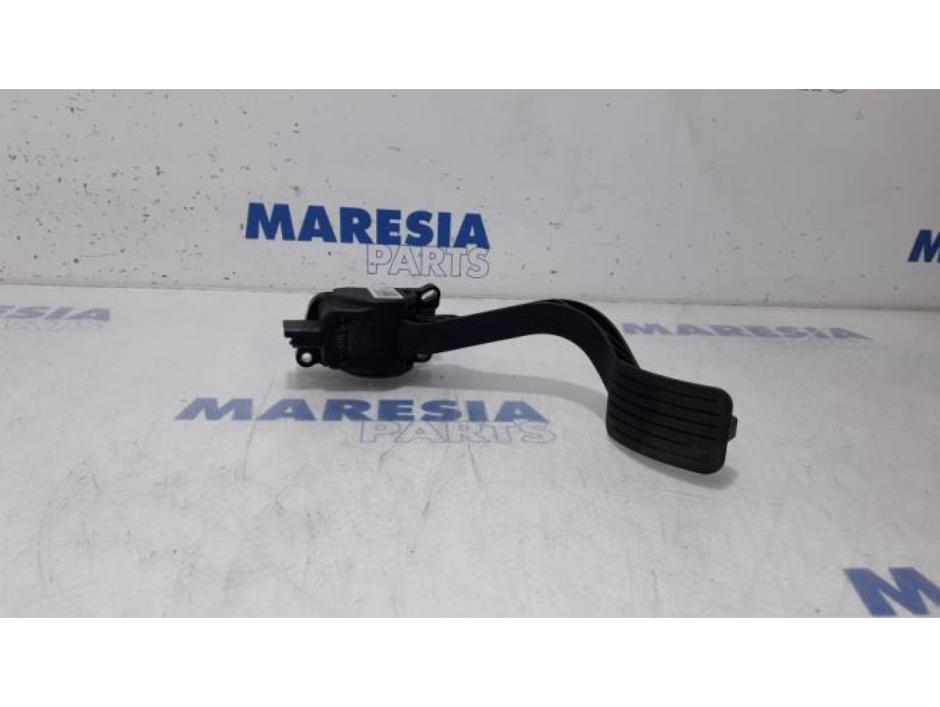 Peugeot - 5008 - Gaspedaalpositie Sensor