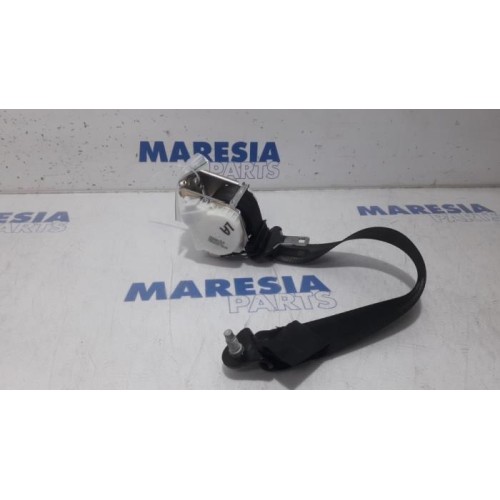 Citroen - DS3 - Sicherheitsgurt links hinten