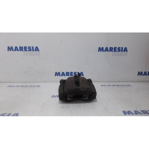 Citroen - DS3 - Front brake calliper, left