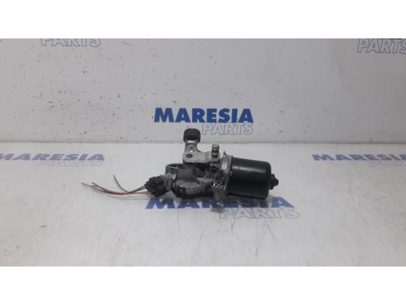 Citroen - DS3 - Front wiper motor
