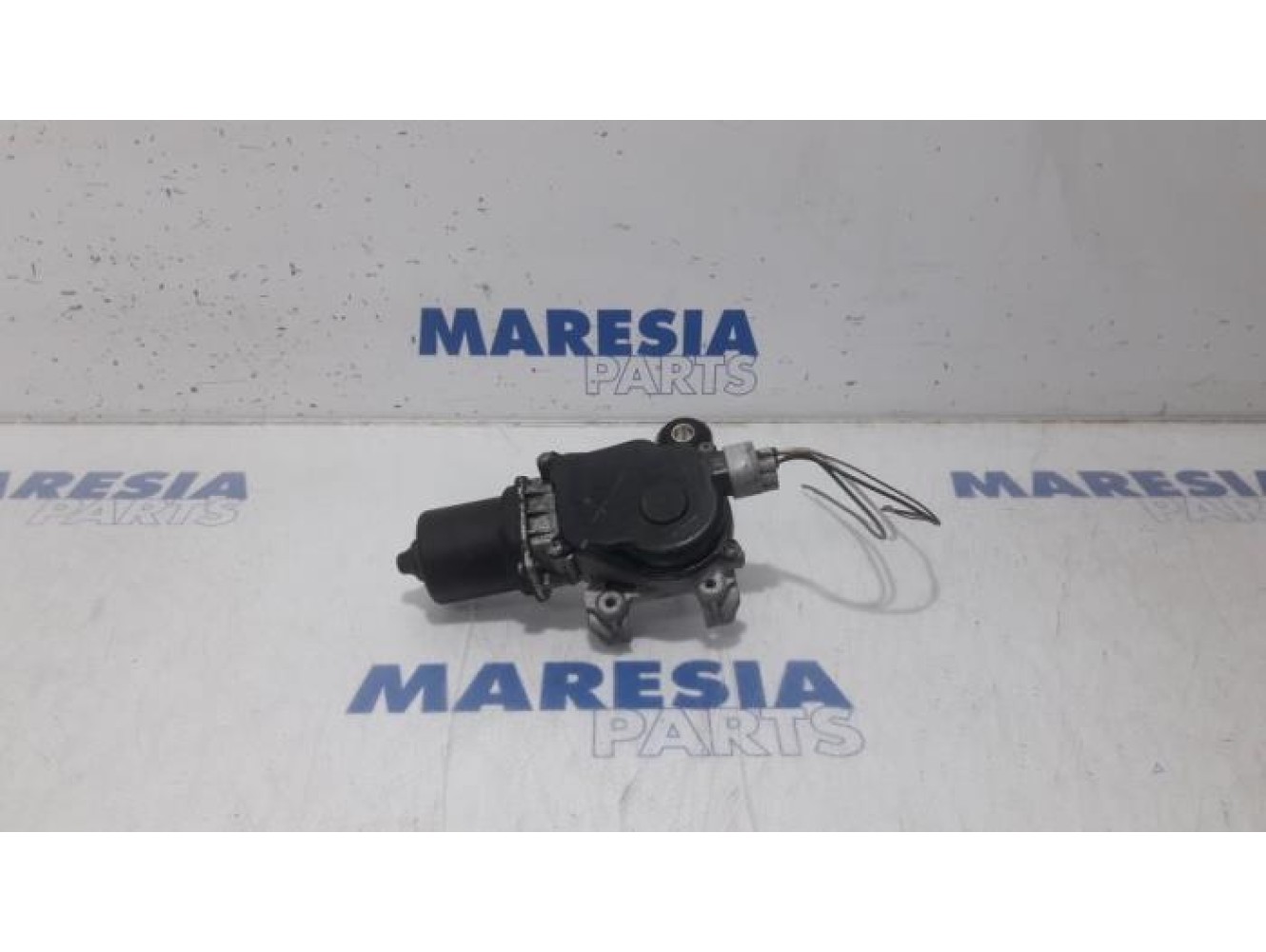 Renault - Kadjar - Front wiper motor