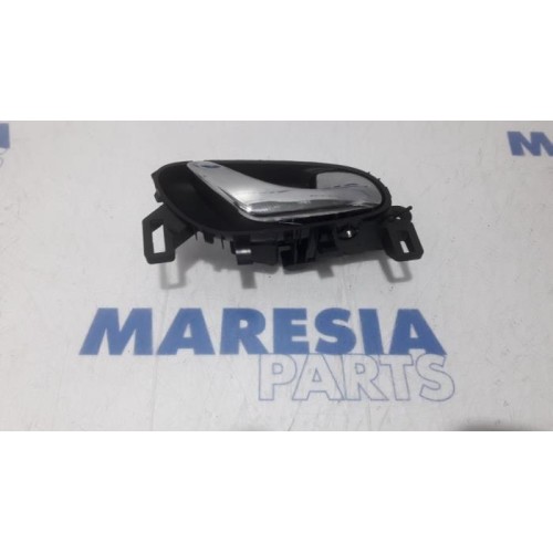 Renault - Kadjar - Rear door handle 4-door, right