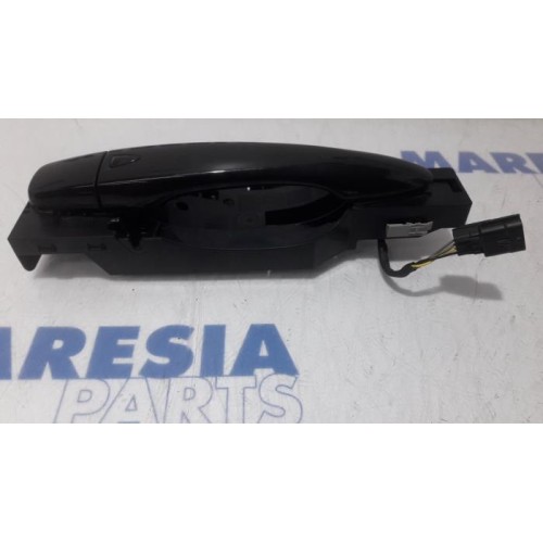 Renault - Kadjar - Front door handle 4-door, right