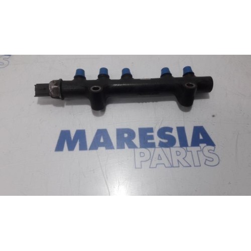 Citroen - Berlingo - Fuel injector nozzle