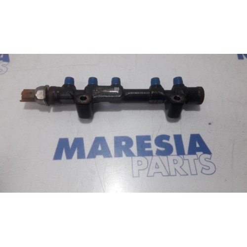 Peugeot - 208 - Fuel injector nozzle
