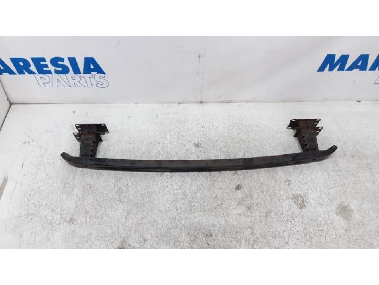 Citroen - C6 - Front bumper frame