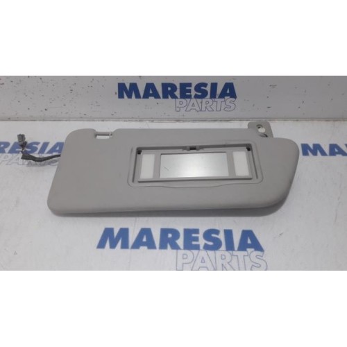 Peugeot - 308 - Sun visor
