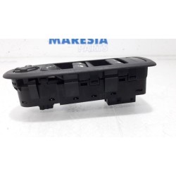 Peugeot - 308 - Multi-functional window switch