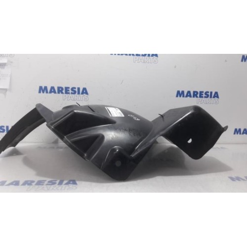 Renault - Master - Wheel arch liner