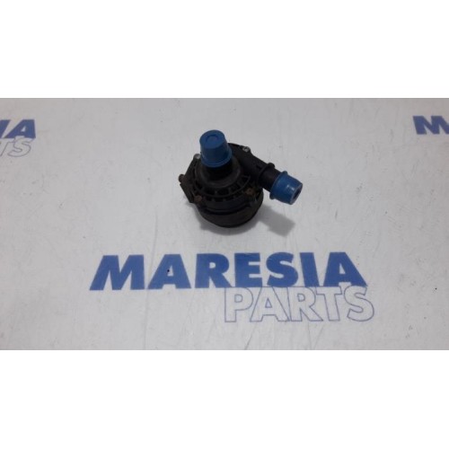 Renault - Master - Water pump