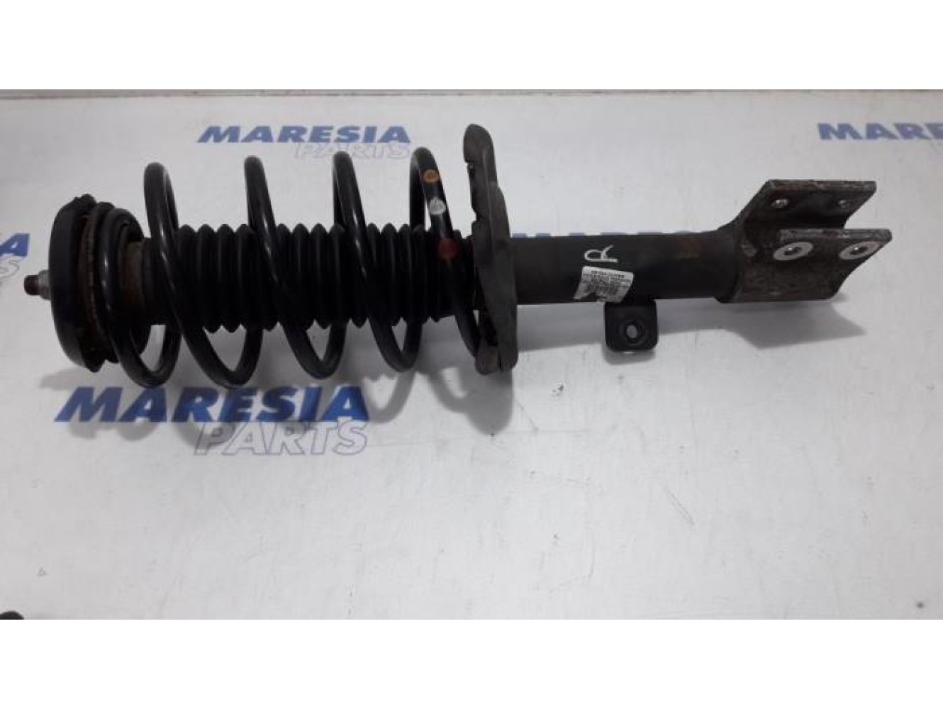 Peugeot - 308 - Front shock absorber rod, right