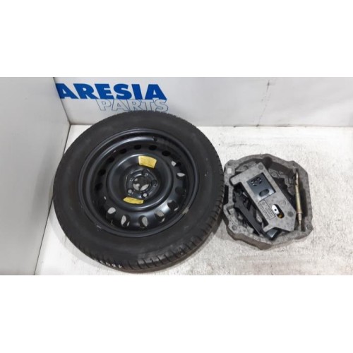 Citroen - C6 - Krikset + reservewiel